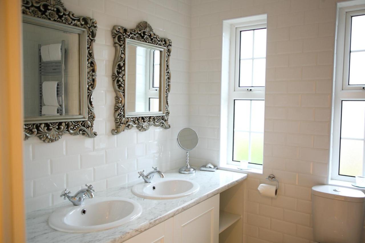 Mulroy Woods Hotel 4*